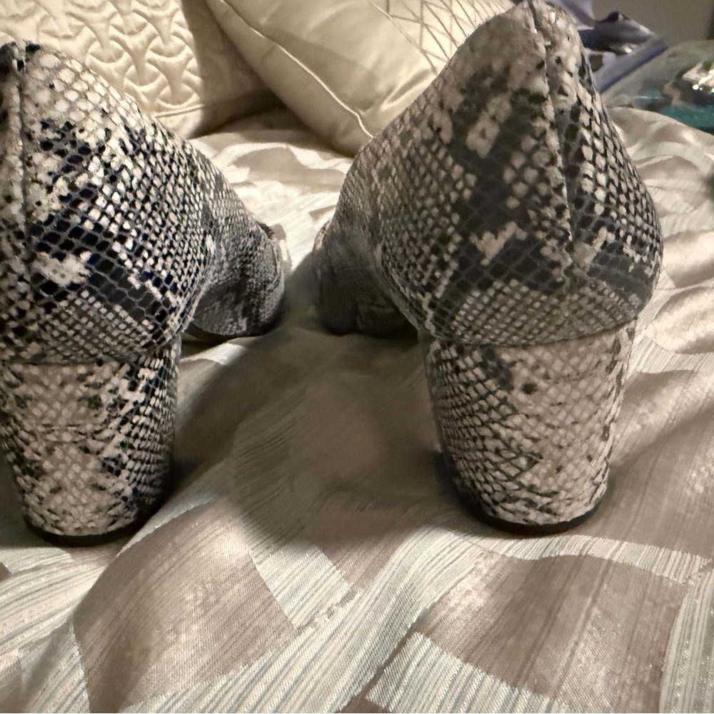 Corso Como Snakeskin Patterned Women's Block heels - Picture 3 of 7